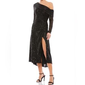 Mac Duggal Glittering Black One Shoulder Gown